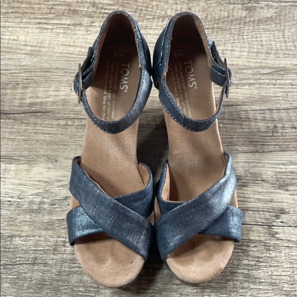 TOMS metallic wedge heel